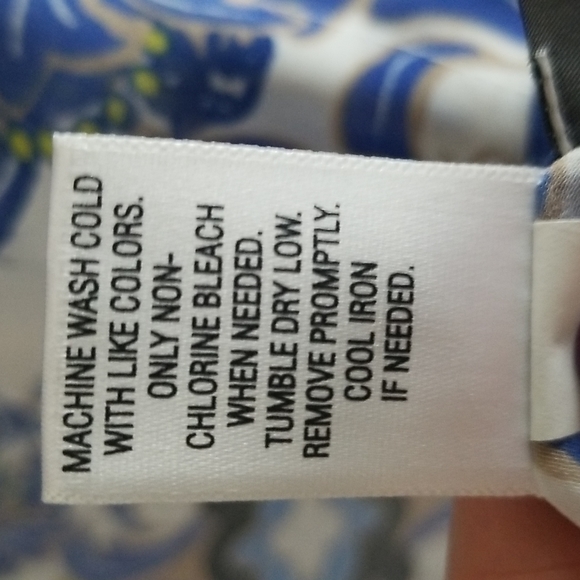 🥳Host Pick🥳 Dana Buchman Blue/White Flowy Top - Picture 7 of 8